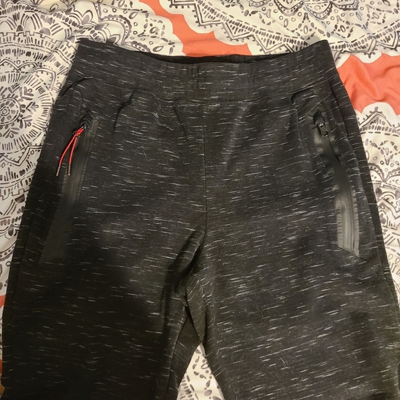 Men's Champion sweatpants and Jacket set - Picture 6 of 7